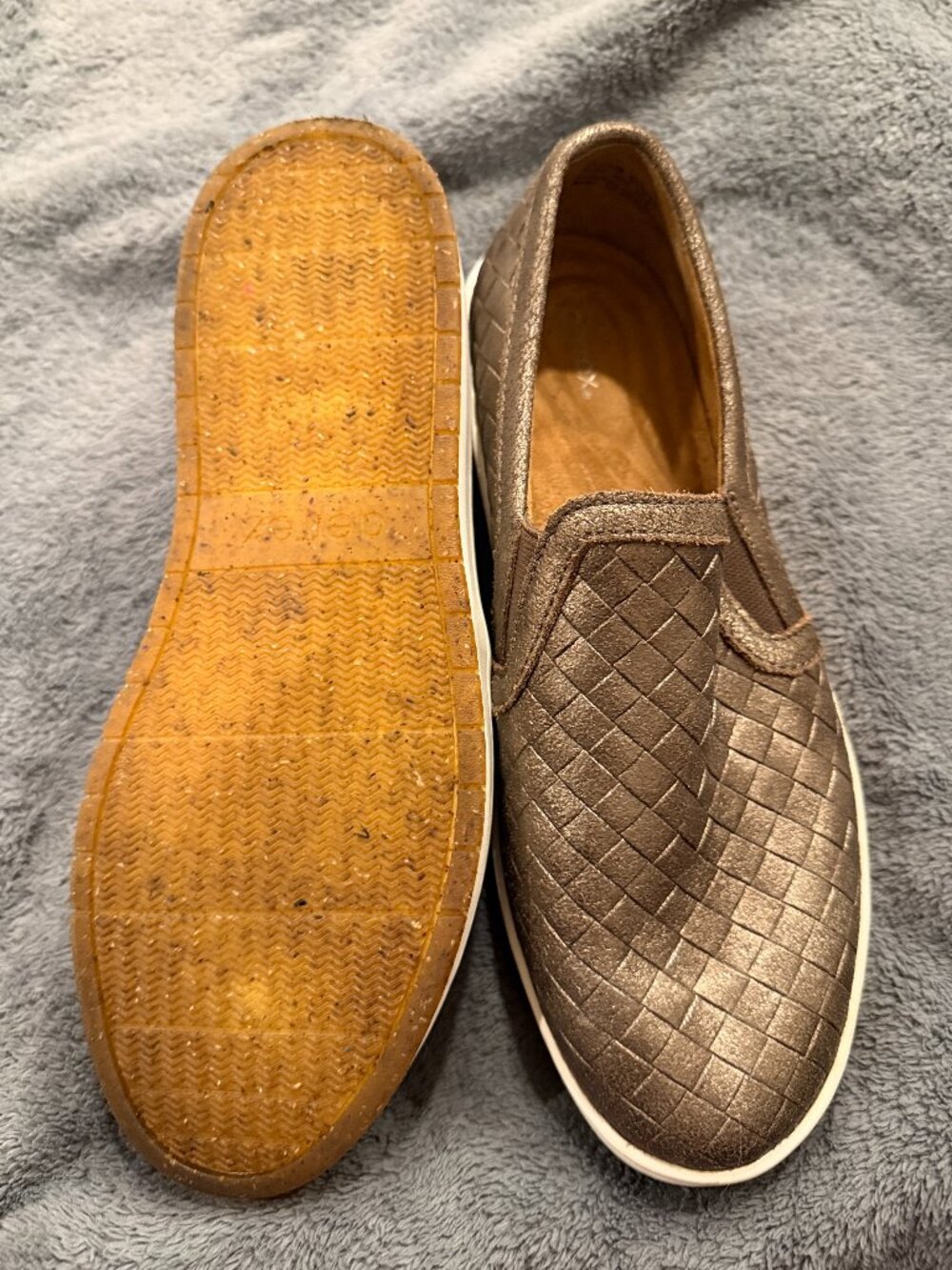 Aetrex Kenzie Rose Gold Woven Leather Slip On Sneakers 7 Comfort ✨ - Picture 6 of 12